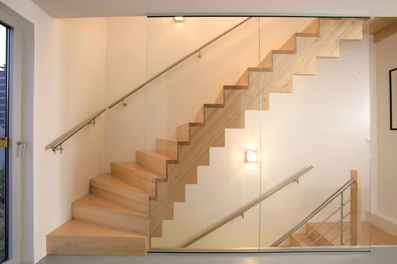 Sissel-lønn-glass-og-stål