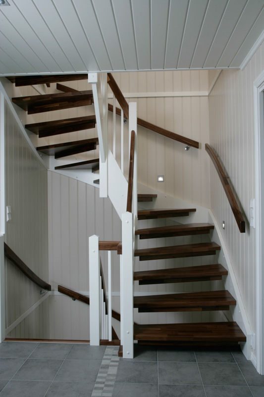 P5L8859-108-270